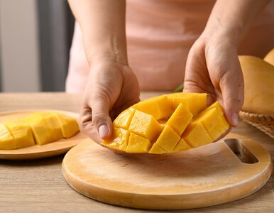 Miniatura: Jak obrać mango? W ten sposób obierzesz je...