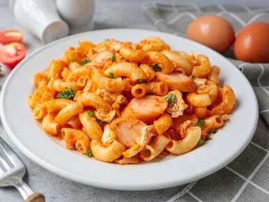 Miniatura: Weź kiełbasę, makaron i jajka. To...