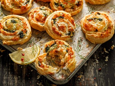 Miniatura: Gotowe ciasto i trzy dodatki zamieniam w...