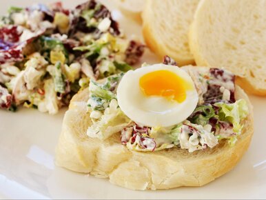 Miniatura: Zamiast układać liście na kanapce, robię z...