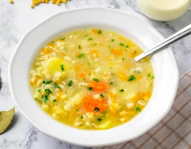 Miniatura: Moja babcia gotowała krupnik nieco inaczej...