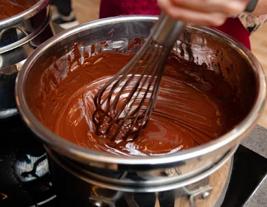 Miniatura: Skradziono 12 ton batonów KitKat. Robię je...