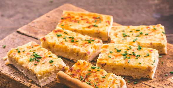 Miniatura: Cebula i boczek na cieście? Brzmi dziwnie,...