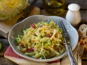 Miniatura: Do pekinki dorzucam chrupiące kosteczki....