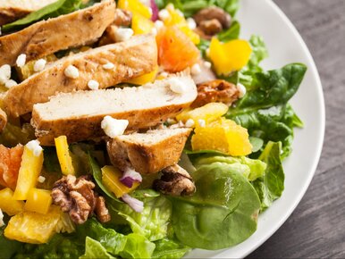 Miniatura: Został mi kotlet z kurczaka. Pokroiłam go...