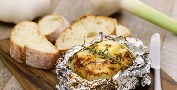 Miniatura: Odcinam i zawijam w folię. Znika ostry...