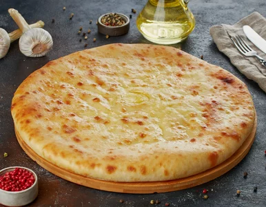 Miniatura: Ten kaukaski placek jest lepszy niż pizza....