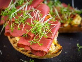 Miniatura: Bez grama mięsa, a wygląda jak prawdziwa....