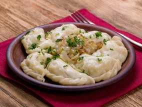 Miniatura: Ten przepis na pierogi ruskie  opatentuję....