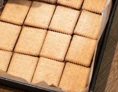 Miniatura: Duża paczka herbatników, 2 słodkie masy....