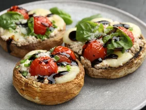 Miniatura: Grzybowe kapelusze i dwa proste dodatki....