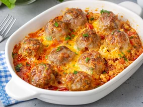 Miniatura: Zalej mięso lekkim sosem i zapiecz pod...