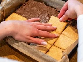 Miniatura: Herbatniki przekładam puszystym kremem. To...