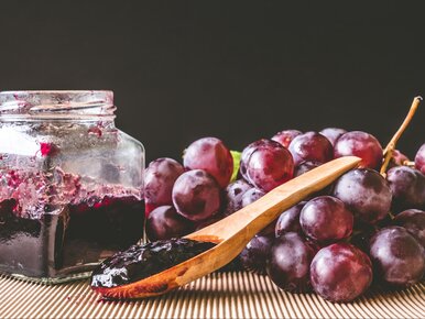 Miniatura: Z działkowych winogron robię dżem bez...