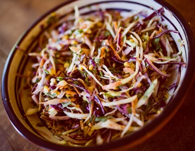 Miniatura: Ta surówka działa jak naturalny detoks....