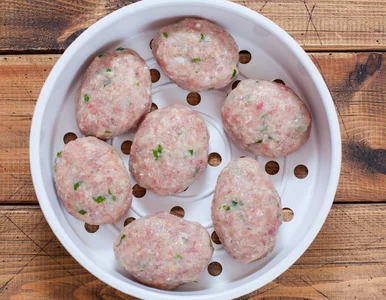 Miniatura: Te soczyste mielone można jeść nawet na...