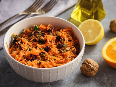 Miniatura: Do surówki z marchewki dodaję coś...