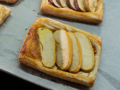 Miniatura: Jedno nacięcie w cieście francuskim i...