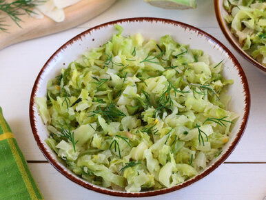 Miniatura: Zapomnij o zimnej surówce. Ta kapusta na...