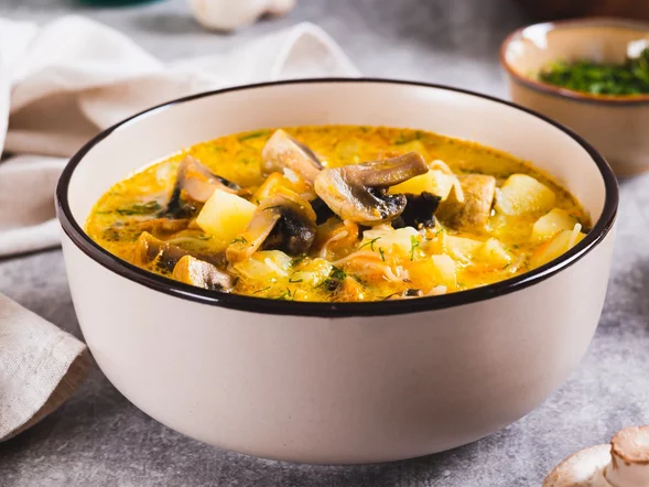 Miniatura: Zwykłą pieczarkową doprawiam „polską...