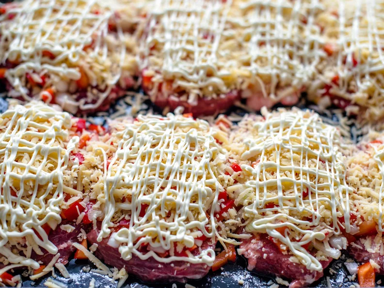 Miniatura: Nakładam na karkówkę i zapiekam. Mięso...