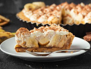 Miniatura: Krem, jeden owoc i prosty spód z...