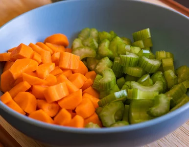 Miniatura: Dwa warzywa i jeden owoc. To podstawa...