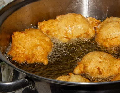 Miniatura: Ciasto na te ekspresowe pączusie robię 5...