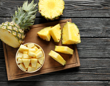Jak łatwo i szybko pokroić ananasa? Mamy na to sposób!
