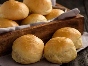 Miniatura: Ciasta nie zostawiam w cieple. Wkładam je...