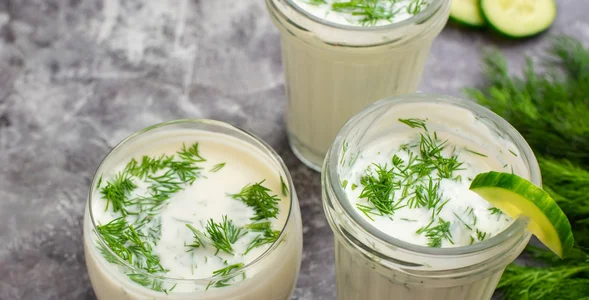 Miniatura: Dla seniorów obowiązkowy. Szklanka...