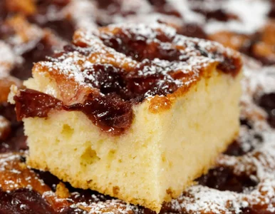 Miniatura: Miksuję, przelewam do formy i kładę dżem....