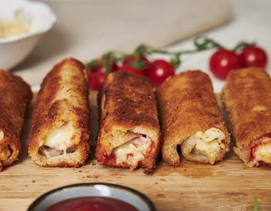 Miniatura: Wrzucam na patelnię i czekam kilka minut....