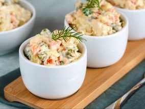 Miniatura: Sałatka jarzynowa idealna na 11 listopada....