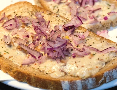 Miniatura: Otwieram puszkę i odpalam piekarnik. Ta...