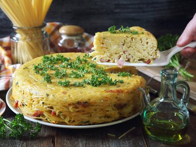 Miniatura: Zrób tę zapiekankę ze spaghetti. Zachwyci...
