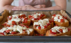 Miniatura: Leciutkie kanapeczki we włoskim stylu. To...