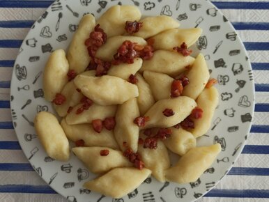 Miniatura: Do ciasta na kopytka nigdy nie dodaję tego...