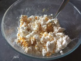 Miniatura: Gniotę twaróg widelcem i w 15 minut mam...