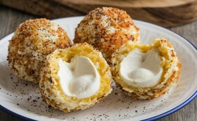 Miniatura: Te chrupiące, ryżowe kule zaskakują...