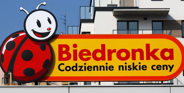 Miniatura: Biedronka wyprzedaje podstawowe produkty...