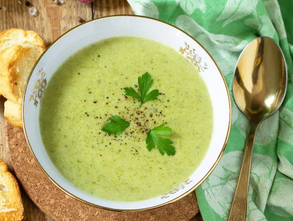 Miniatura: Tę zieloną zupę robię z trzech tanich...