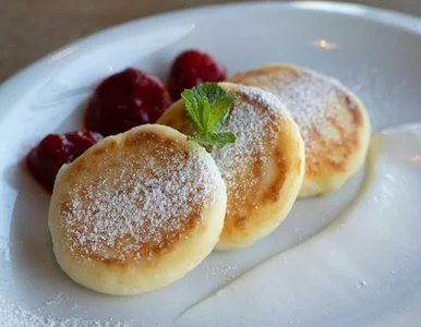 Miniatura: 2 pojemniczki serka i 3 proste dodatki....