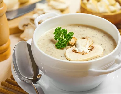 Miniatura: Nie woda i nie bulion. Krem z pieczarek...