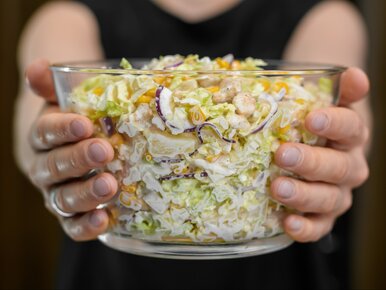 Miniatura: Ta 9-minutowa sałatka to hit każdej...