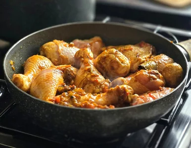 Miniatura: Pałki z kurczaka prosto z patelni. Sposób...