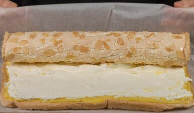 Miniatura: Roladę bezową robi się łatwiej, niż...