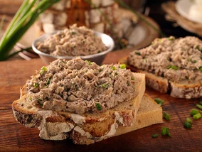 Miniatura: Otwieram puszkę i robię pyszną pastę....