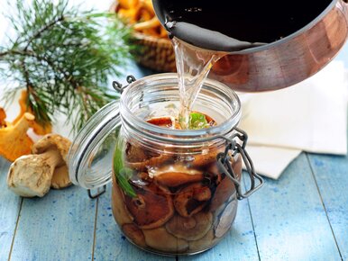 Miniatura: To najlepsza marynata do grzybów. Sekretem...