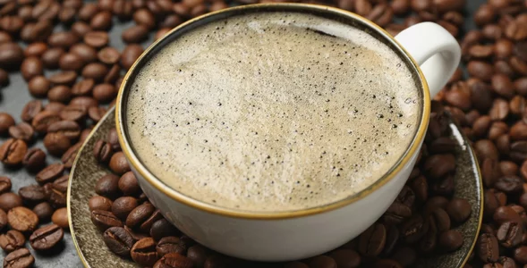 Miniatura: Wsypuję pół łyżeczki zamiast cukru do...